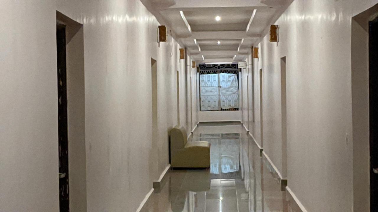 Kanthi Resorts Badami Bāgalkot Exteriör bild